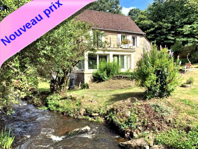 Ancien moulin à vendre dans la Creuse 23: 160 m² rénovés, 6 pièces, grange, rivière, parc 3 755 m²